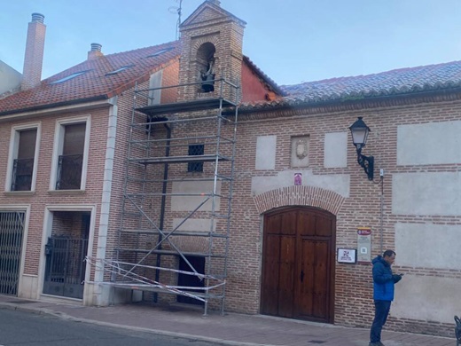 Ermita Nuestra Señora del Amparo en obras